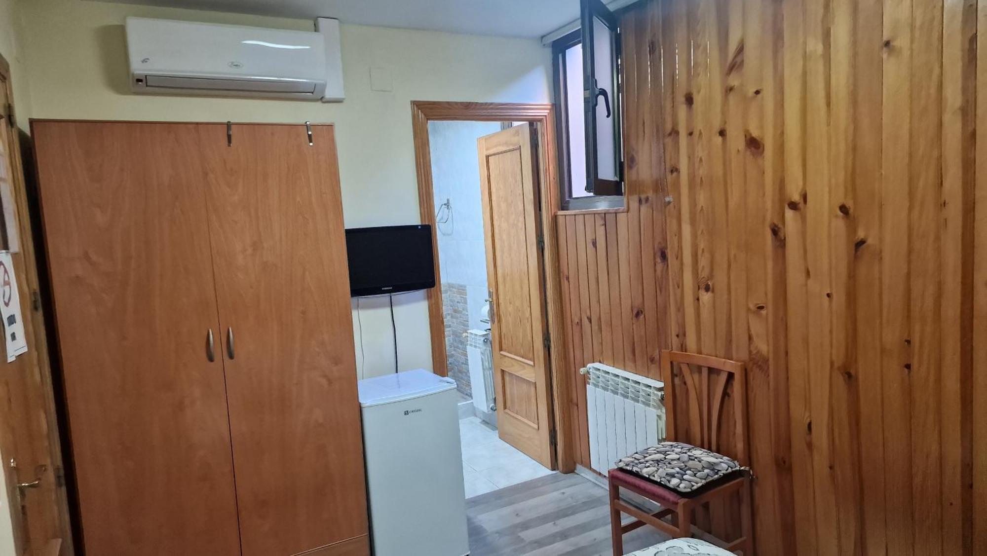 Hostal Escarla Aren Bagian luar foto